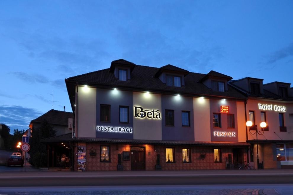 Hotel Beta Bzenec Exterior foto